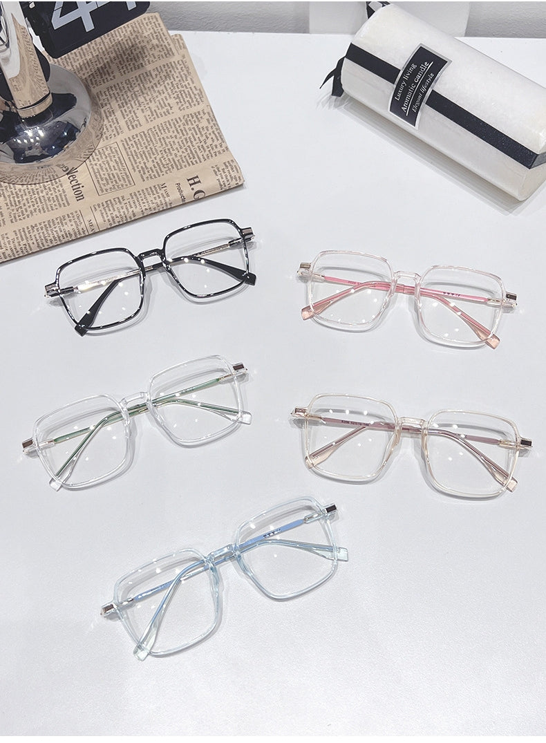 Oversized Square Photochromic Glasses UAE  . UV400 Transition Lens |