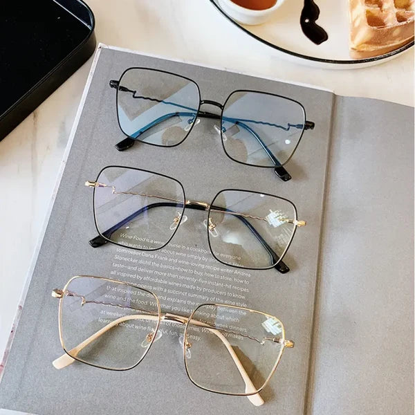Rose Gold Photochromic Glasses for Women | Free Delivery UAE